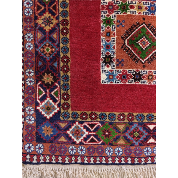 فرش دستباف سایز قالیچه سه متری(تمام پشم یلمه طرح اسپرت دور خلوت خشتی)کد 1677