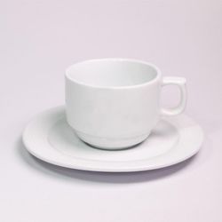 فنجان و نعلبکی