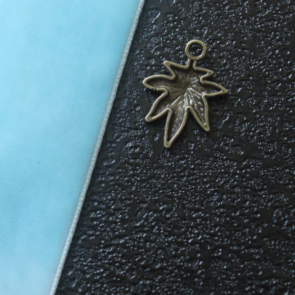 بوکمارک مخمل