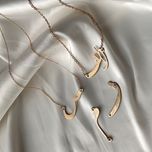 گردنبند حرف