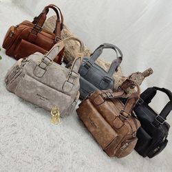 کیف بزرگ و جادار مدل صندوقی کد 100082