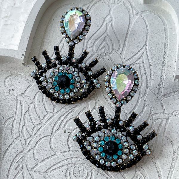 گوشواره چشم