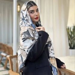 روسری نخی پاییزه طرح گوزن کریسمس 01562