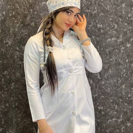 روپوش پزشکی مدل نیم یقه