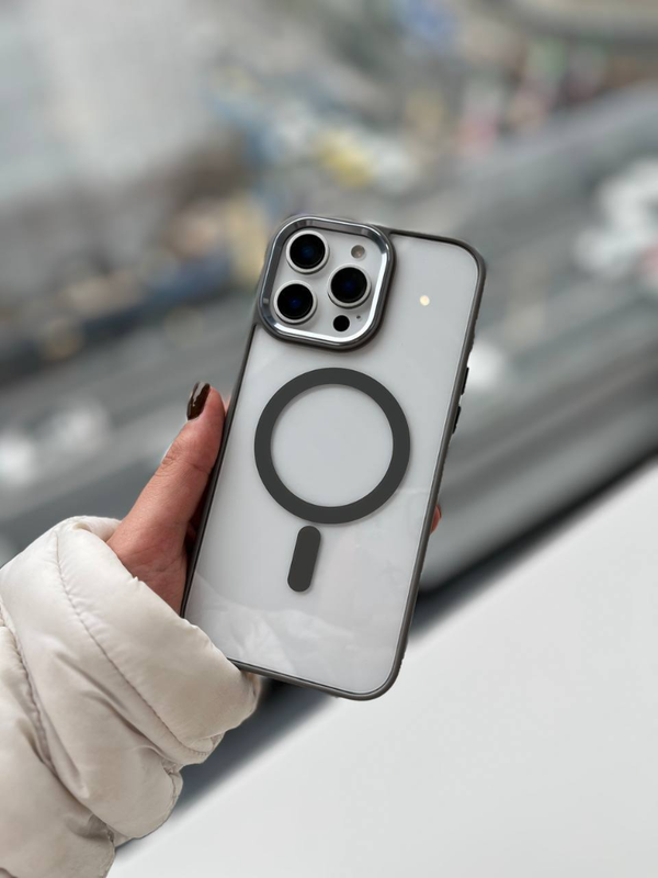 قاب گوشی آیفون مگسیف دور لنز متال🔘