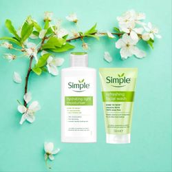 پک روتین ساده پوست چرب سیمپل Simple اورجینال بسته 2 عددی