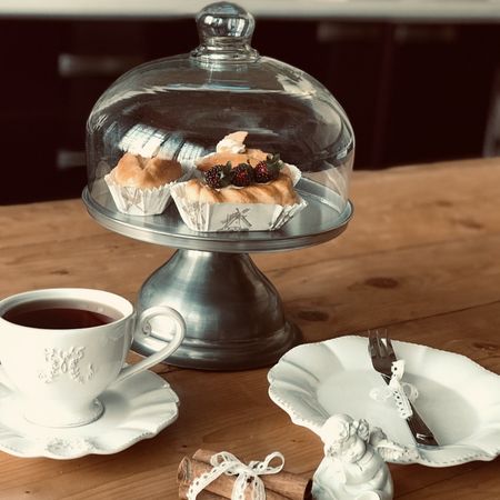 کیک خوری مدل 2