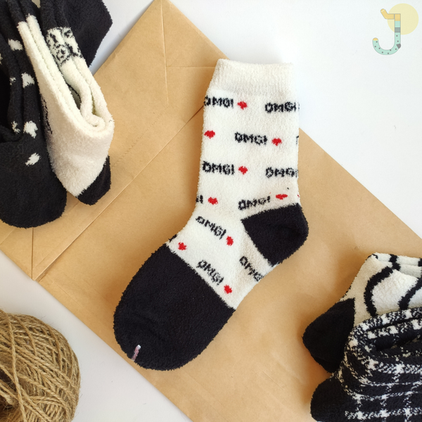 جوراب نیم ساق بوکله زنانه میکس سفید مشکی برند COCO & HANA