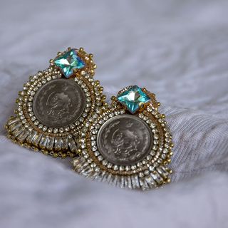 گوشواره سکه یک ریالی (آبی چندرنگ)