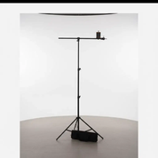 سه پایه نگهدارنده نور و موبایلی