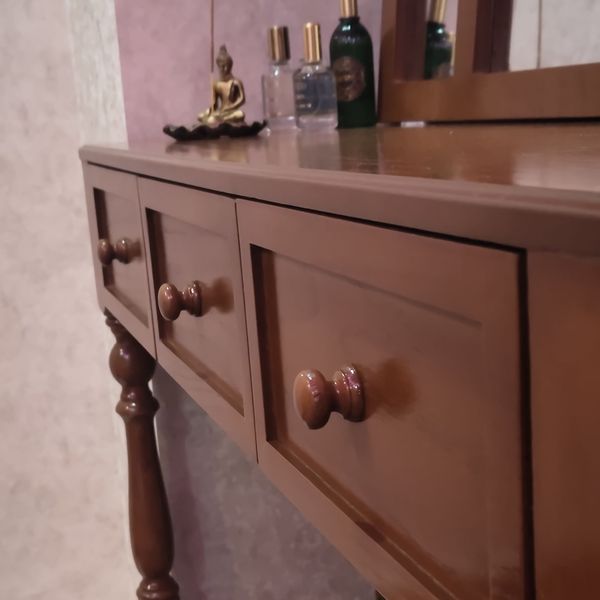 میز آرایش ماهورا