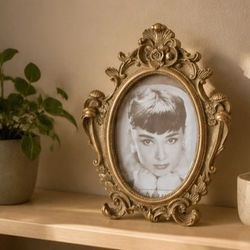 قاب عکس تزئینی لاکچری بیضی سلطنتی ( کد 4107 )