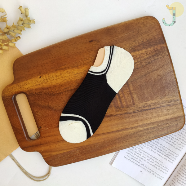 جوراب زیر قوزکی کبریتی زنانه سفید مشکی وارداتی