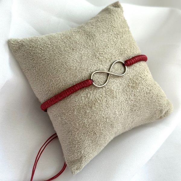 دستبند بی نهایت