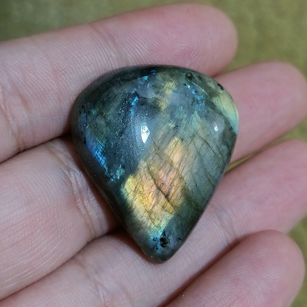 لابرادوریت3