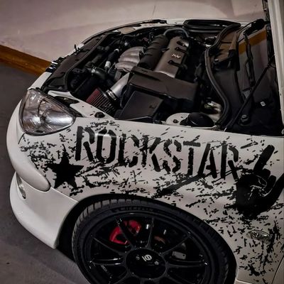 برچسب خودرو ونگارد طرح RockStar