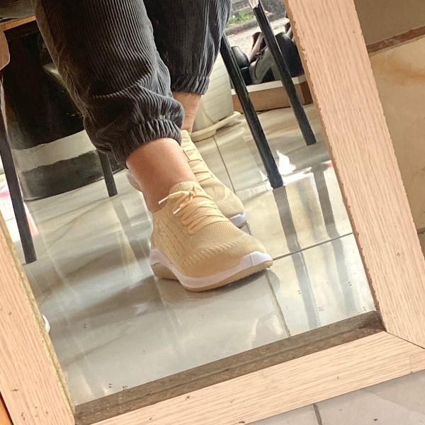 اسکیچرز میانه