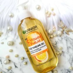 ژل شستشوی روشن کننده ویتامین سی گارنیه مدل Vitamin C Brightening Gel Wash