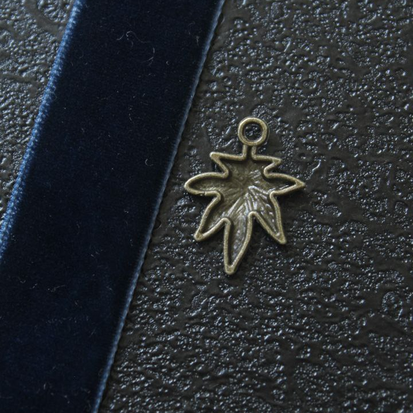 بوکمارک مخمل