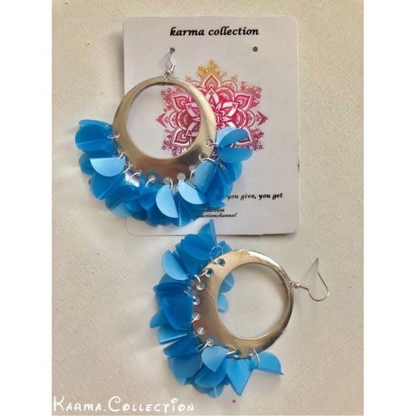 گوشواره آبی