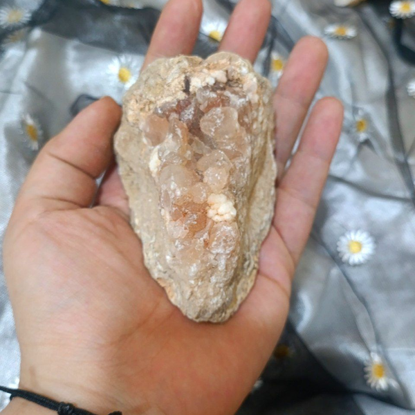 کلسیت صورتی