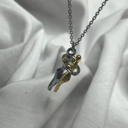 گردنبند اغوش