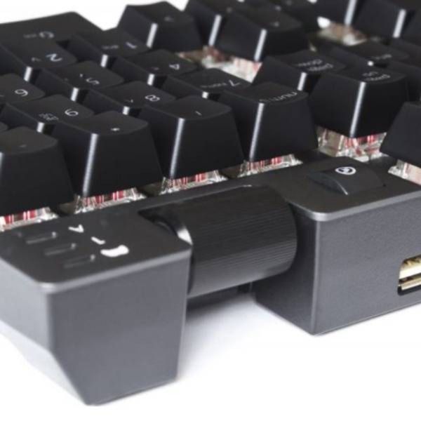 کیبورد ای دیتا ایکس پی جی مدل gaming 4c m18