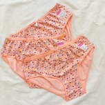 شورت طرح گل ریز