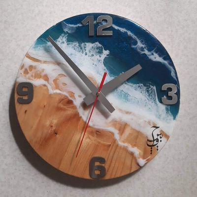 ساعت چوب طبیعی با رزین مدل دریا