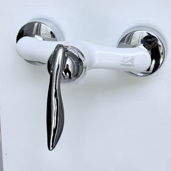 شیر توالت اسناپل مدل رهام | بدنه برنجی، طراحی لوکس و پرلاتور کاهنده مصرف آب