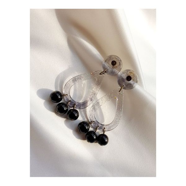 گوشواره رزین