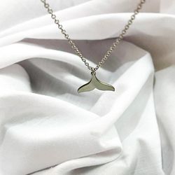 گردنبند دم دلفین