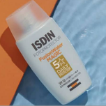 ضدآفتاب مجیک فیوژن واتر SPF50 ایزدین Fusion Water Magic ISDIN SunCream