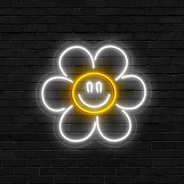 چراغ دیواری طرح گل آفتاب گردان