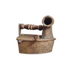 اتو ذغالی برنجی مدل یلدرم طرح مینیاتوری کد VINTAGE