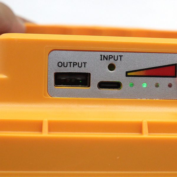 پرژکتور خورشیدی 100 وات کیانگ مدل YP-KY-100W/IP66