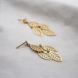 گوشواره طلا 18 عیار زنانه سهی مدل برگ ریز SE09