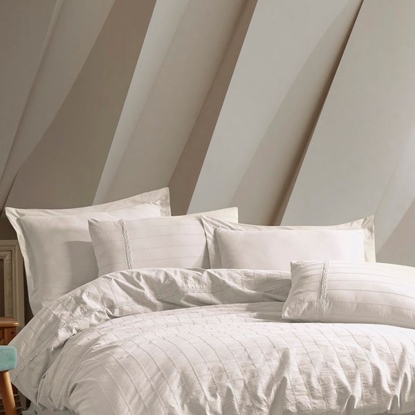 ست روتختی کاوری شش تکه گیپوردوزی شده سفید شیری مدل Jasmin Krem برند Saheser ترکیه