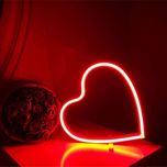 چراغ نئونی دیواری طرح قلب