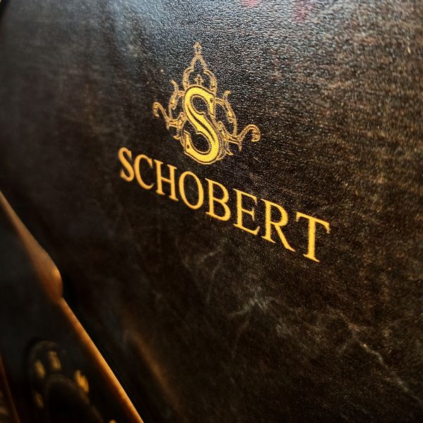 ساعت دیواری شوبرت مدل 6771*284