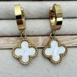 گوشواره استیل طرح گلبرک