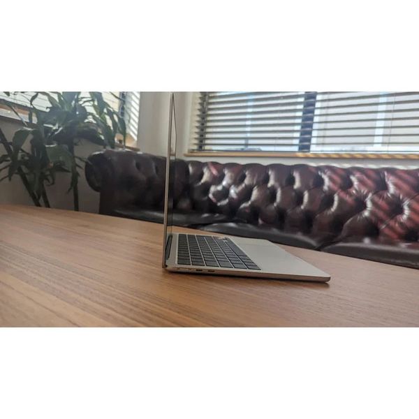 لپ تاپ 13.6 اینچی اپل مدل MacBook Air MW0Y3 2025 LLA-M4-16GB RAM-256GB SSD