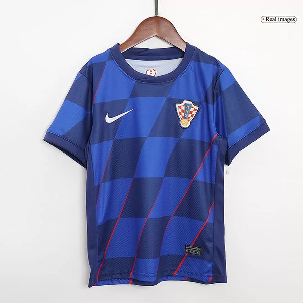 ست تی شرت و شلوارک ورزشی مردانه مدل کرواسی Away 2024