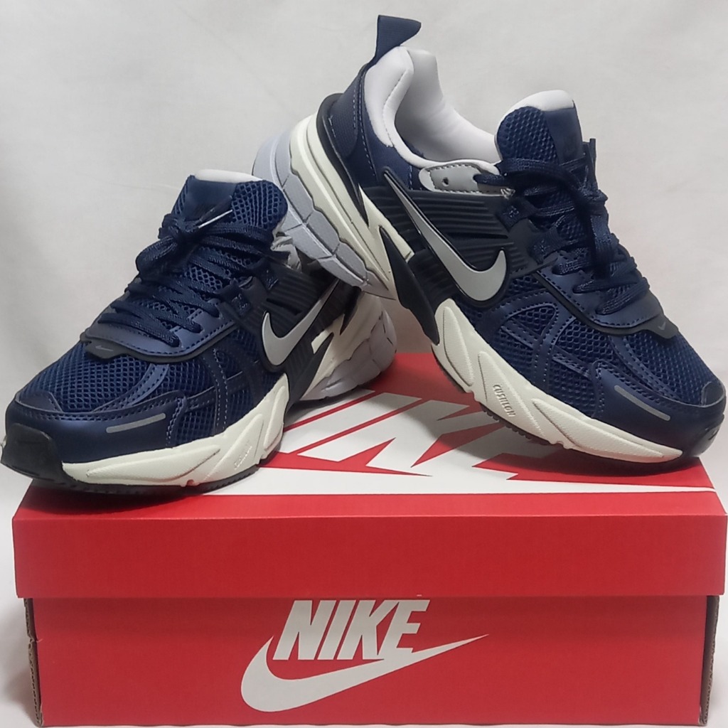 کتانی نایکی مدل V2K Run Mocha مستر کوالیتی وارداتی ویتنام(تضمین کیفیت)سایز37تا45 . امکان تعویض سایز،رنگ ومدل تا 5 روز