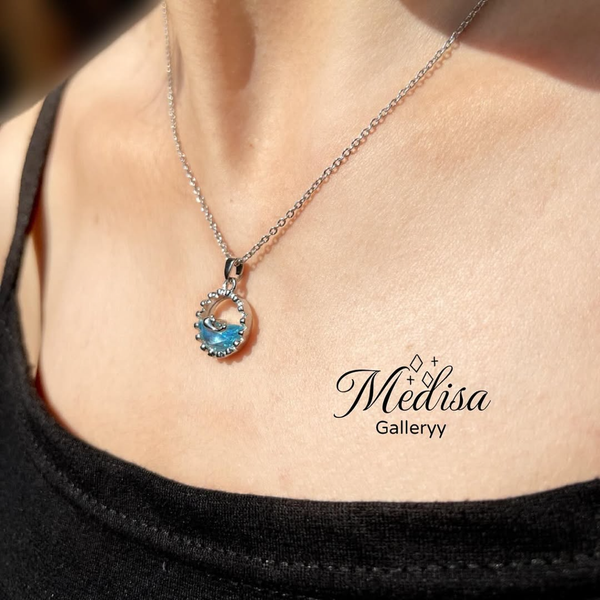 گردنبند وال و دریا