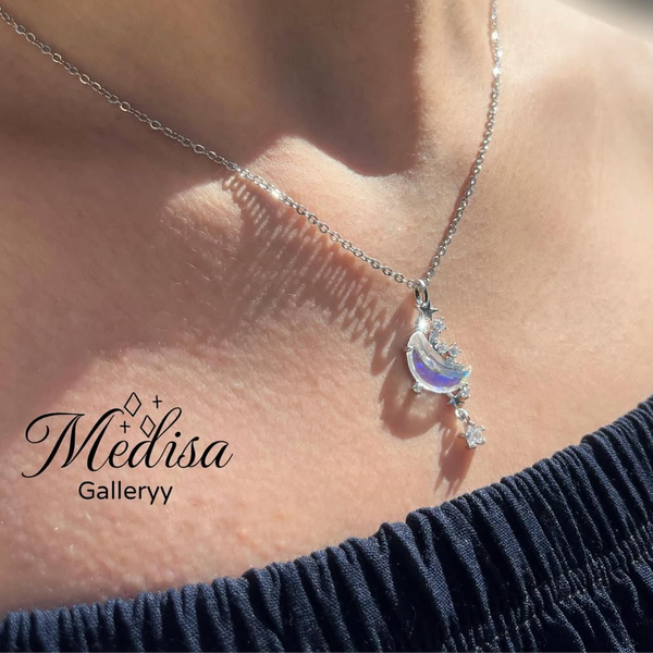 گردنبند ماه با آویز ستاره