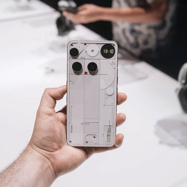 گوشی موبایل ناتینگ مدل Phone 3 دو سیمکارت ظرفیت 512 گیگابایت و رم 16 گیگابایت