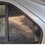برچسب بدنه خودرو ونگارد مدل لانه زنبوری کد SL103 بسته دو عددی