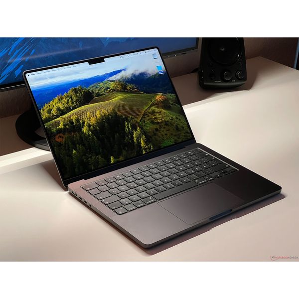 لپ تاپ 14.2 اینچی اپل مدل MacBook Pro MRX33 2023 LLA-M3 Pro-18GB RAM-512GB SSD