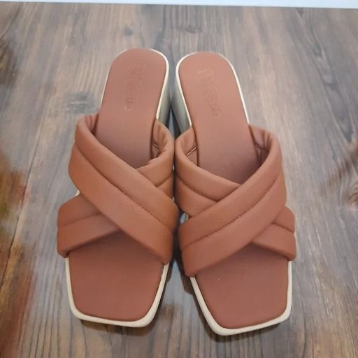 صندل پاشنه دار زنانه مدل ریما